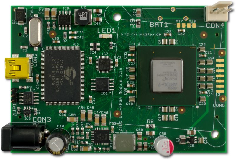Oberseite des ZTEX FPGA-Boards mit Artix 7 XC7A200T und USB 2.0